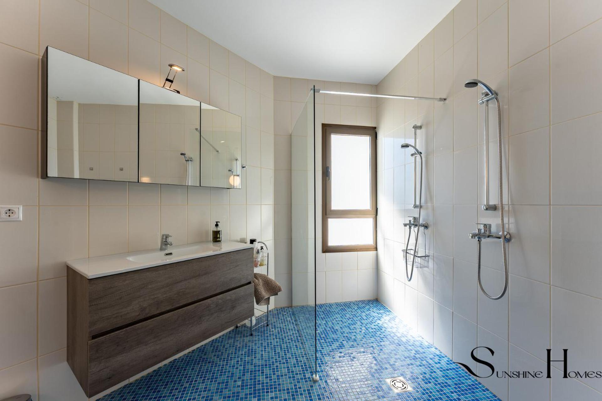 Seaview I 3bed I Sauna I Pool I Parking 60 * Benalmádena