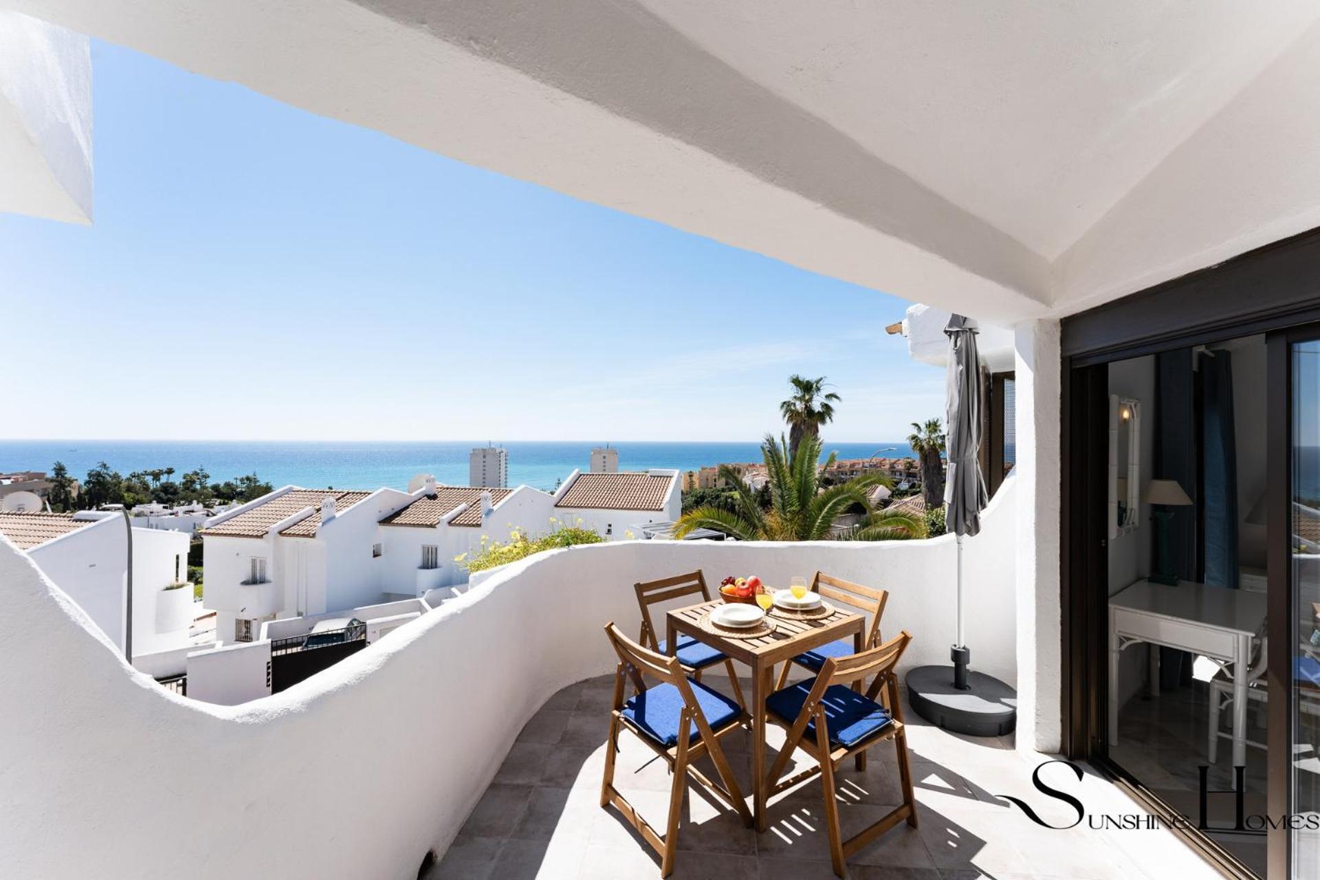 Seaview I 3bed I Sauna I Pool I Parking 60 * Benalmadena